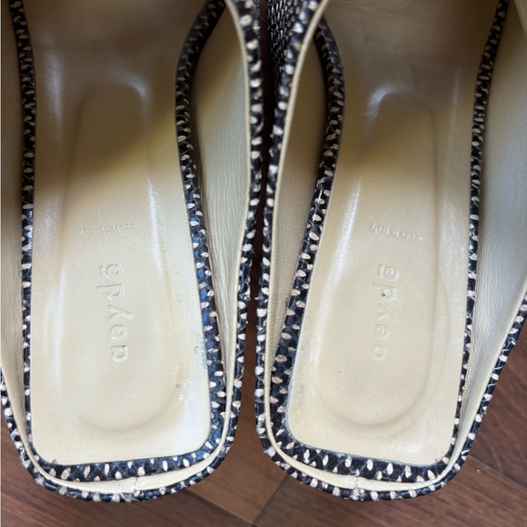 AEYDE WINSTON ITALIAN SANDALS - Picture 3 of 14